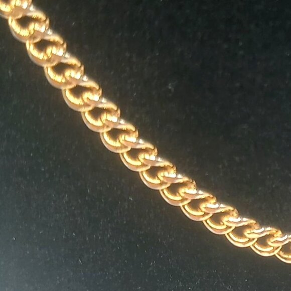 Sarah Coventry Gold Plated Chain Necklace Lobster Clasp 23" Length - Picture 3 of 6